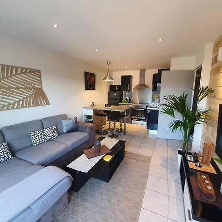 2 Pieces Cosy Au Calme Climatise 3 Etoiles * Fréjus