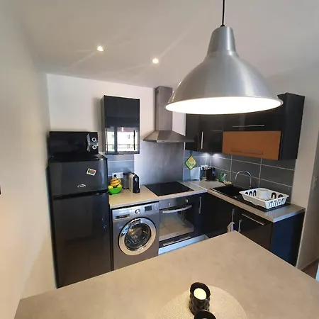 2 Pieces Cosy Au Calme Climatise 3 Etoiles Fréjus