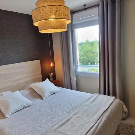 2 Pieces Cosy Au Calme Climatise 3 Etoiles アパート